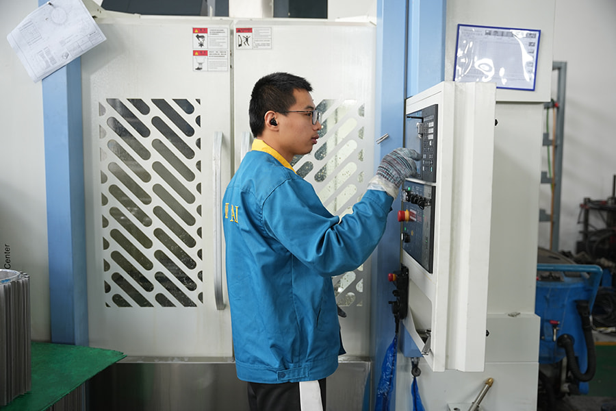 মেশিনিং সেন্টার